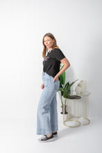 Load image into Gallery viewer, LUXE Tee Black