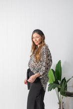 Load image into Gallery viewer, Tilly Black &amp; Cream
