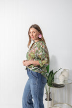 Load image into Gallery viewer, Tilly Palms
