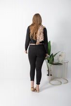 Load image into Gallery viewer, Leoni Scarf
